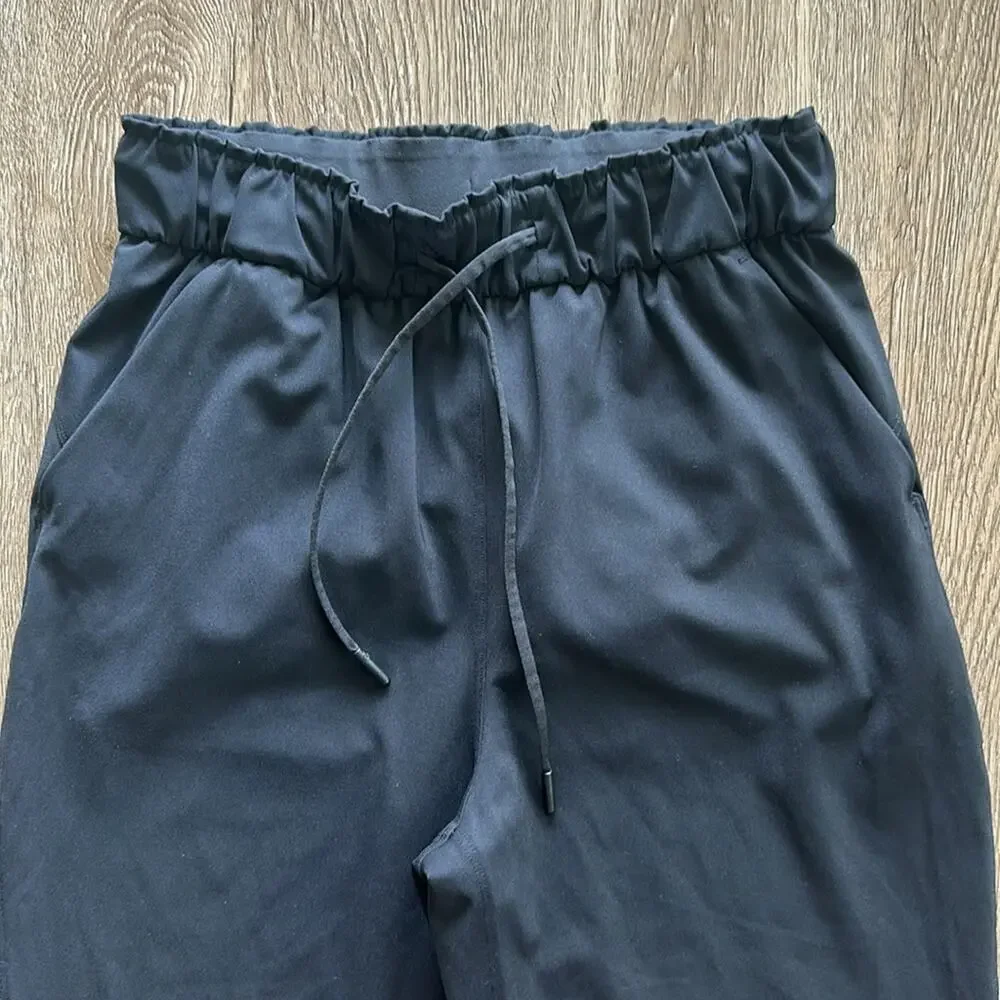 Lululemon Keep Moving Full Length Jogger‎ Black Size 4 Athleisure